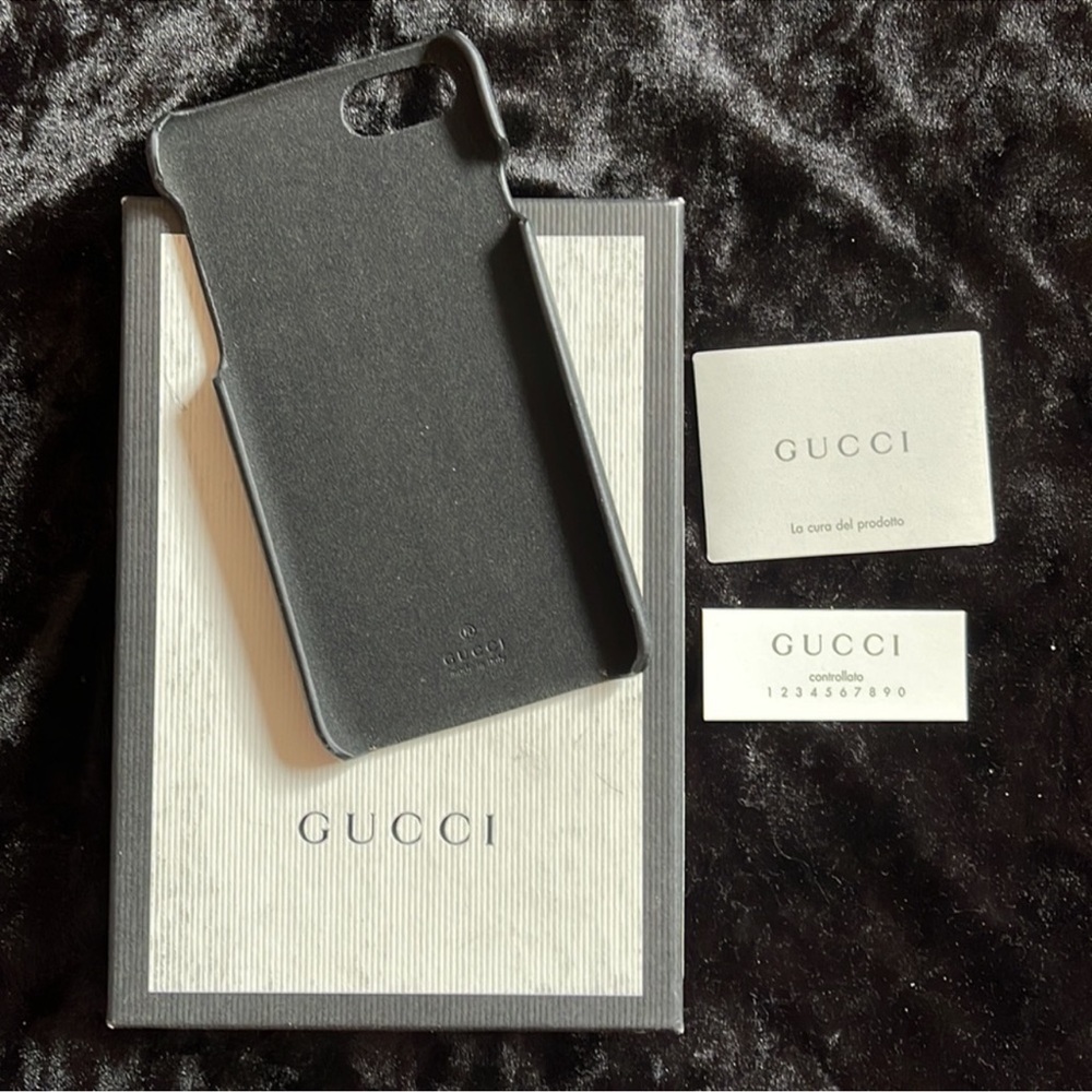Gucci iPhone 7 / 8 Black Coated Canvas L’Aveugle Par Amour Case - Picture 2 of 10
